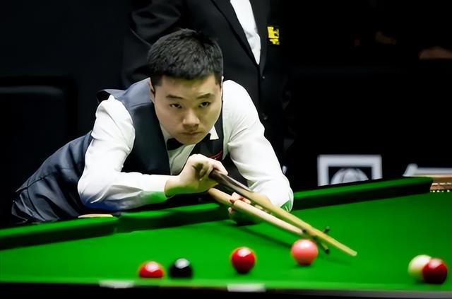 度与球队执 度与球队执